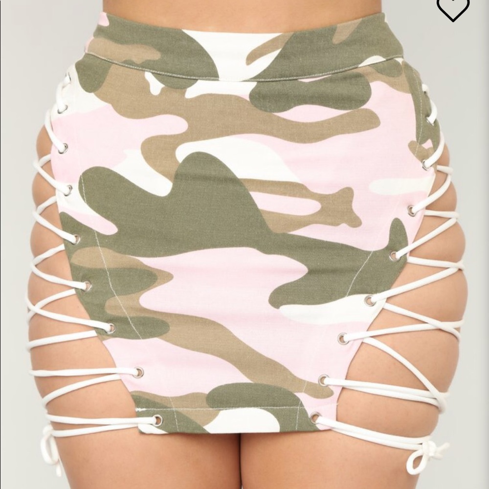 Fashion nova skirt💘